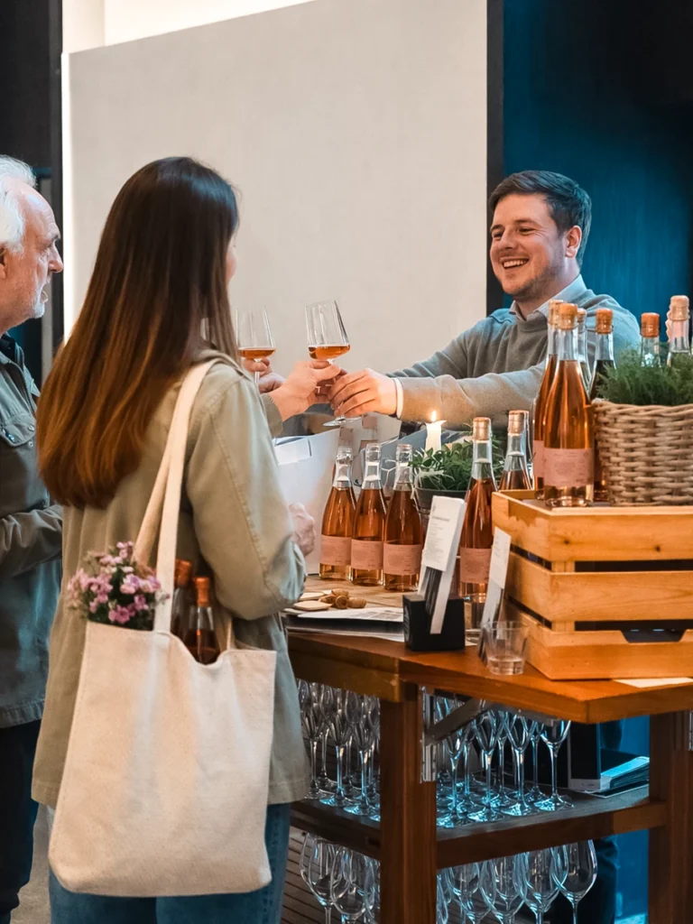 donnersmarkt thursday markets